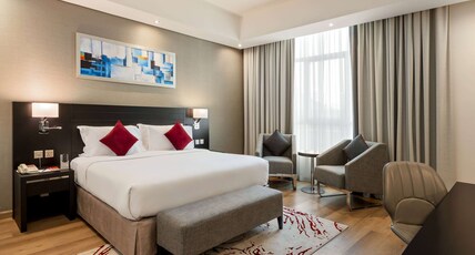 Ramada by Wyndham Dubai Barsha Heights Room Type - Standard King Room, Non-Smoking
