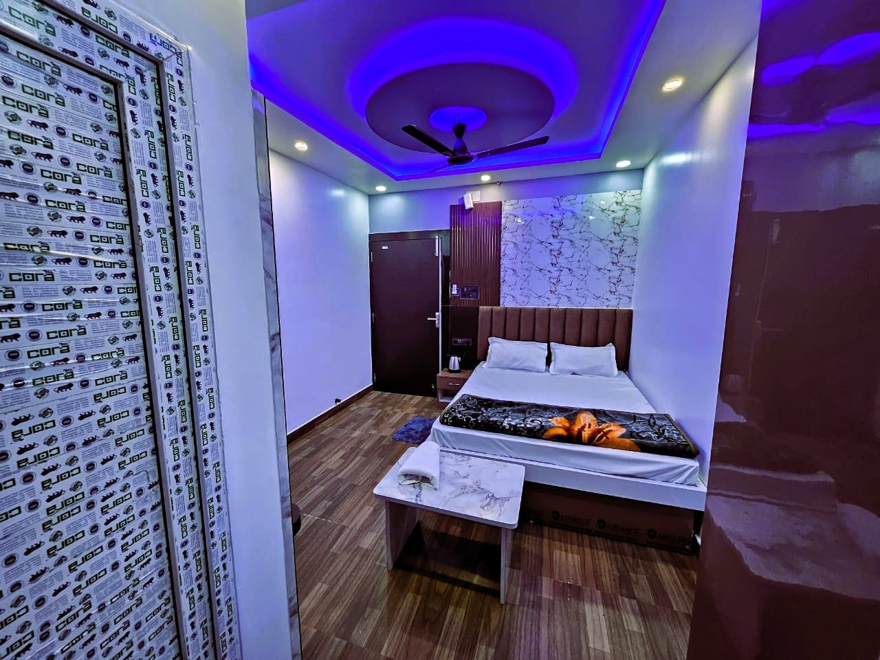 Lord Krishna Guest House - Tap to explore photos