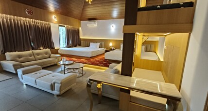 Urmilaa Green County Resort Room Type - Sunset Suite Room