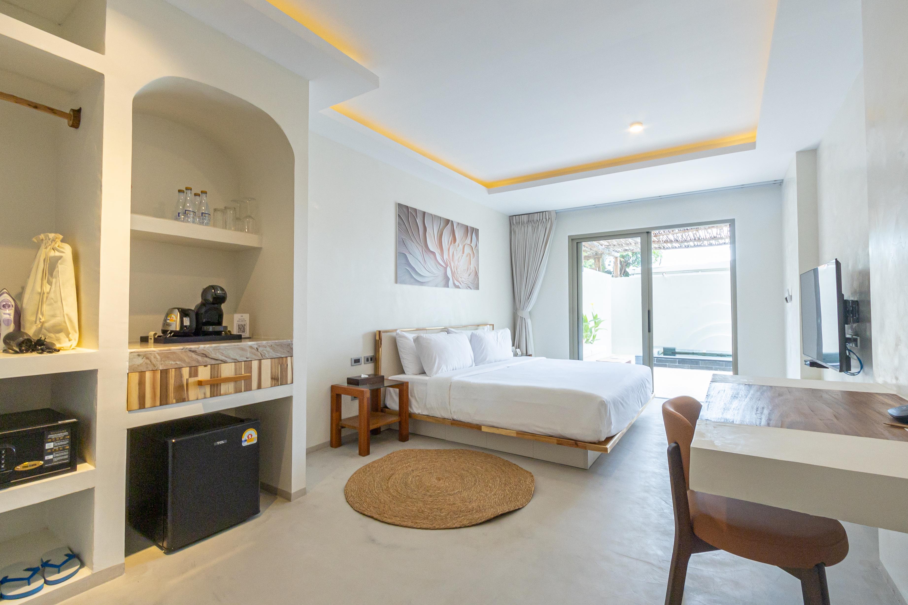 KC Beach Club and Pool Villas - Tap to explore photos