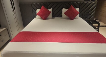K B Marina Park Room Type - Standard Suite Room