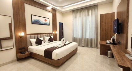 Vanu Group of Hotels Hotel Grandson Room Type - Deluxe Room Vanu Group of Hotels Hotel Grandson Room Type - Deluxe Room