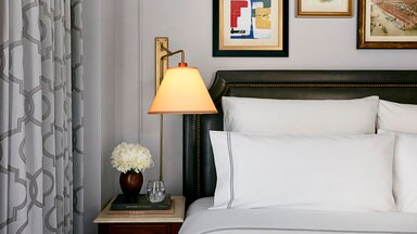 InterContinental New York Barclay Room Type - Upgraded Classic Room