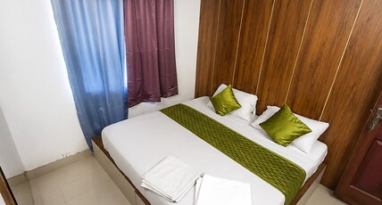 HOTEL SWARNA RESIDENCY Room Type - Double Room AC Room