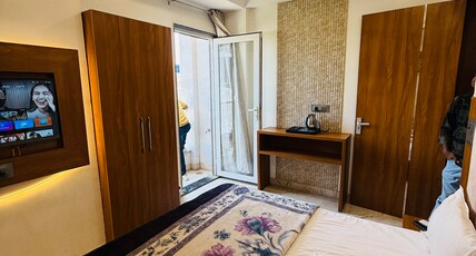 Hotel Madhav Inn Room Type - Superior Room