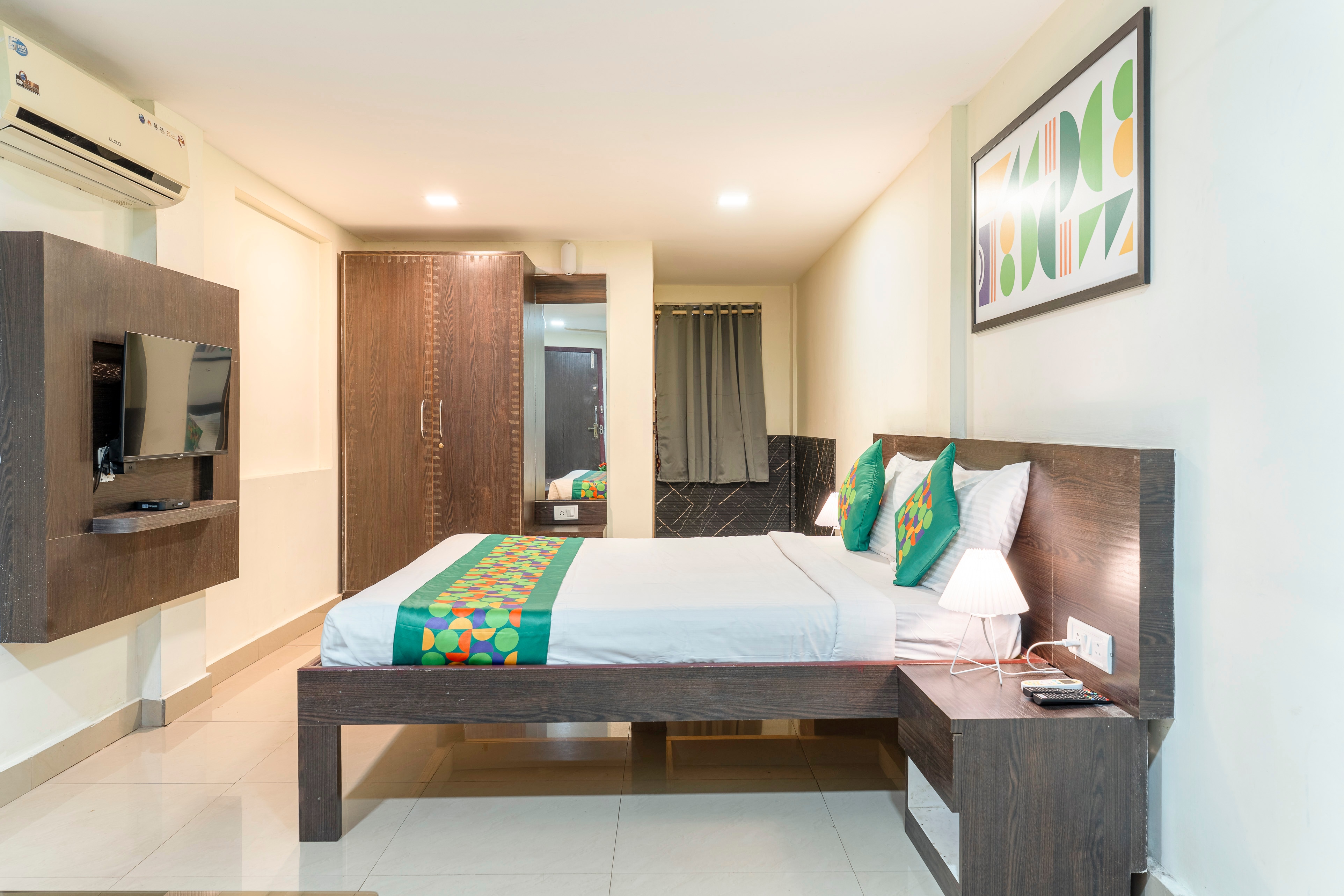 Treebo Pratham Inn Water Park Resort With Swimming Pool - Tap to explore photos