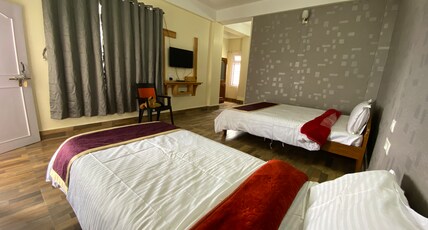 Hotel Dekhang Room Type - Semi Deluxe Room