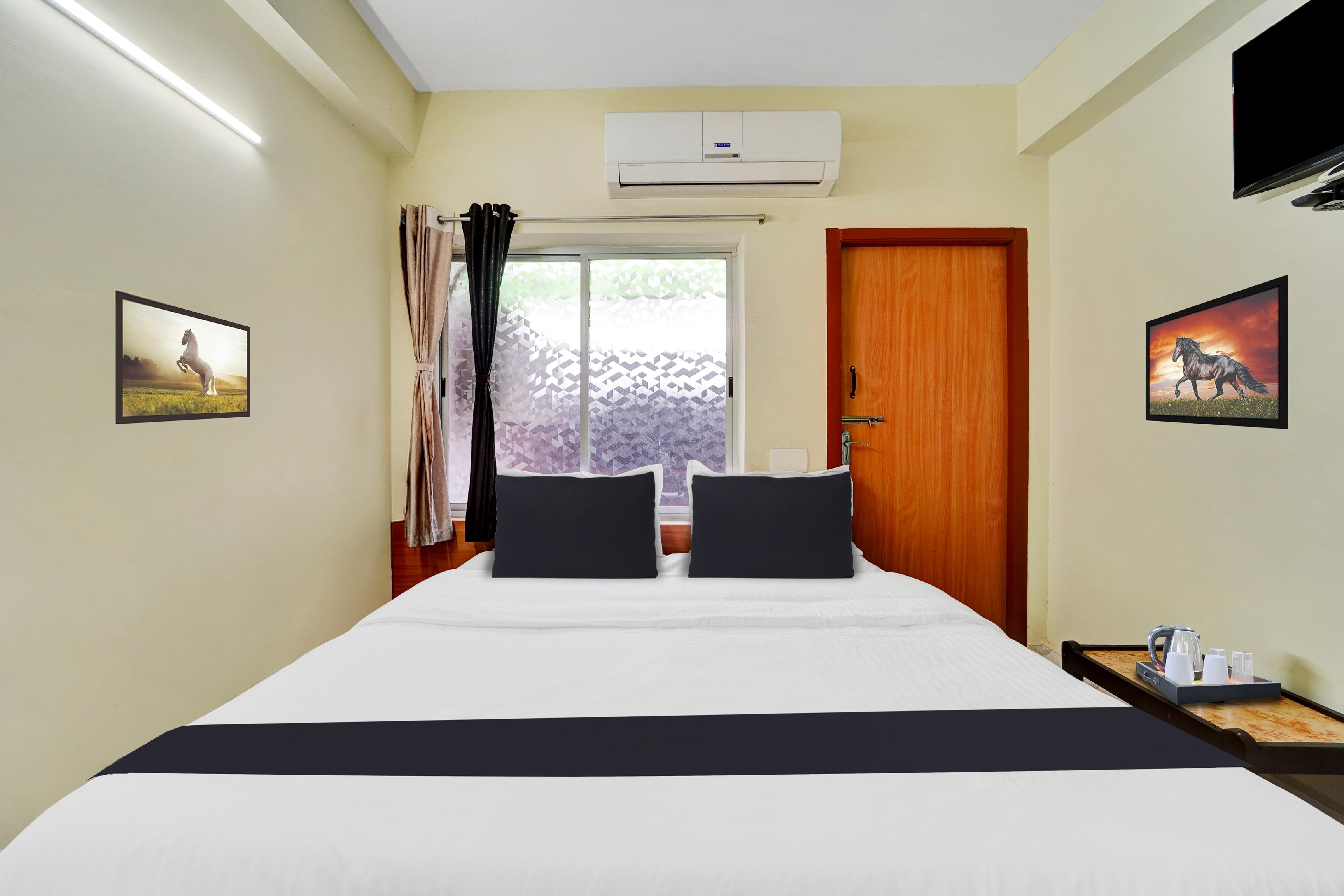 Super Hotel O Erode Bus Stand - Tap to explore photos