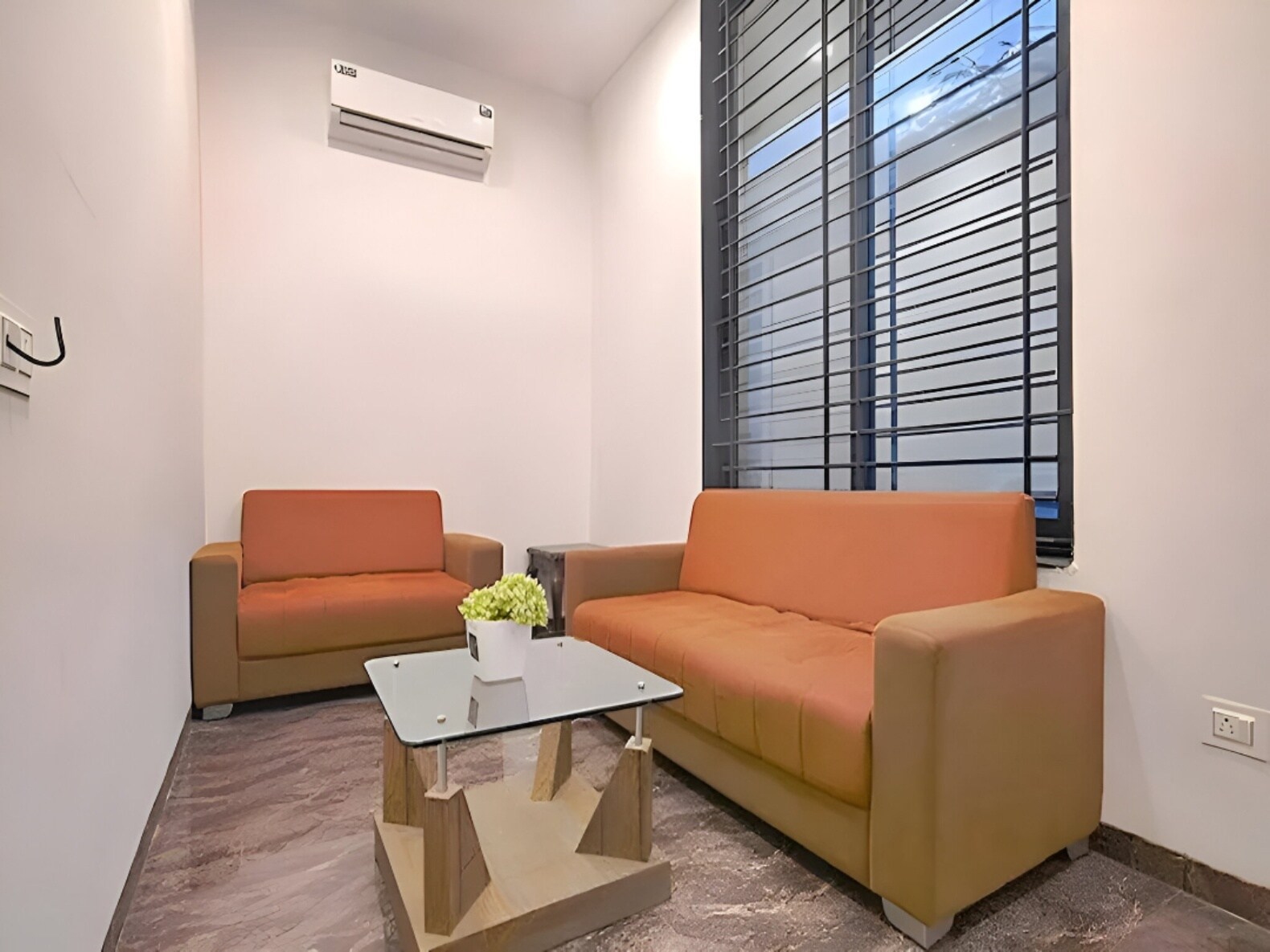 Stay Retreats At Hotel Destiny 54 - Vijay Nagar Indore - Tap to explore photos