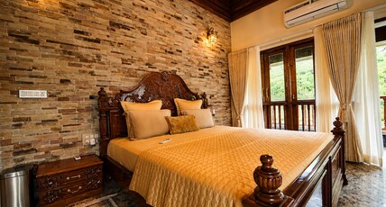 Divine Homestay. Room Type - Bedroom 6
