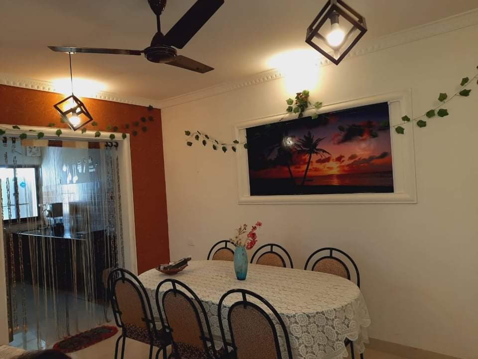 Sun N Sand - Tap to explore photos