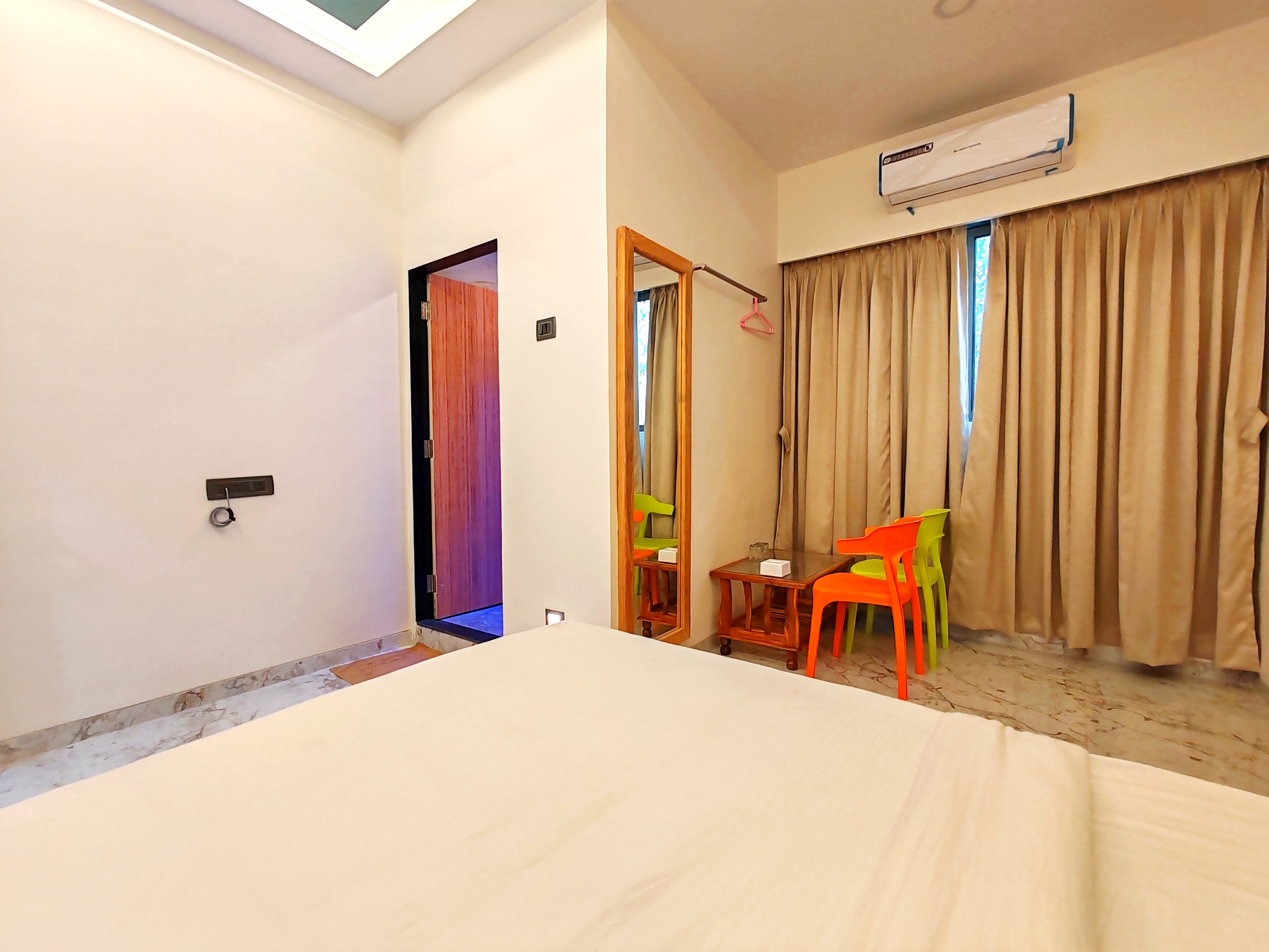 Hotel Satkar Inn - Tap to explore photos
