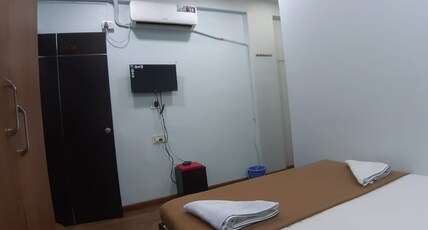 Rajhuns Deluxe Lodging Room Type - Double Bed Non AC
