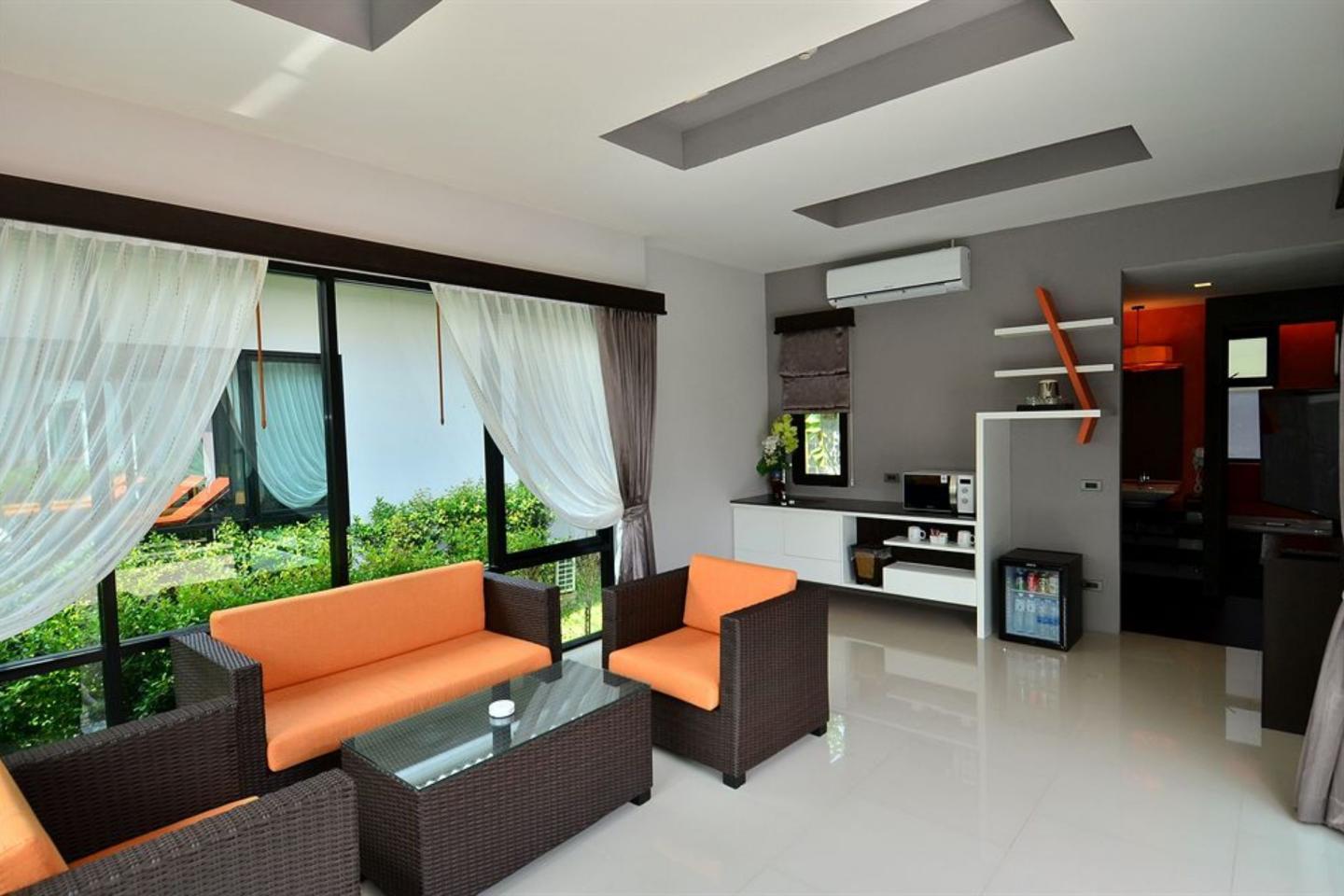 Chaweng Noi Pool Villa - Tap to explore photos