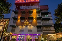 Hotel Cosmos