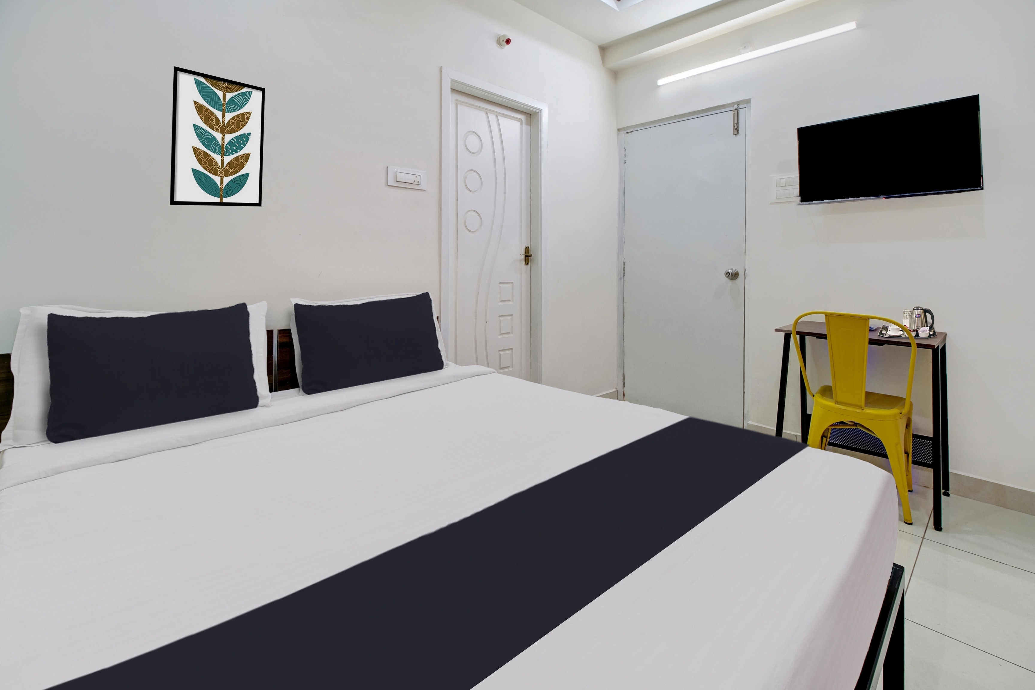 OYO Hotel O Amaravathi Road Annapurna Nagar - Tap to explore photos