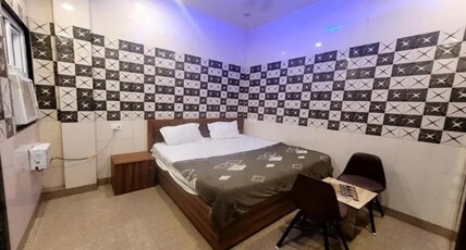 FabHotel Shri Bhagat Ji Sewa Dham Room Type - Deluxe Room