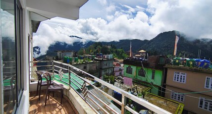 Hotel Greenwood Room Type - Premium Room with Balcony and Mountain View Hotel Greenwood Room Type - Premium Room with Balcony and Mountain View