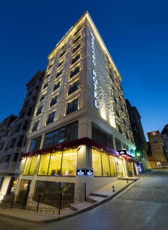 Regard Hotel - Tap to explore photos