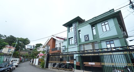 Quality Inn Room Type - Deluxe Twin Room with View