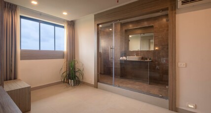 Anthurium Hotel Room Type - Honeymoon Room