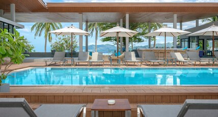 LIV Hotel Phuket Patong Beachfront Room Type - Deluxe Double or Twin Room with Pool Access Terrace