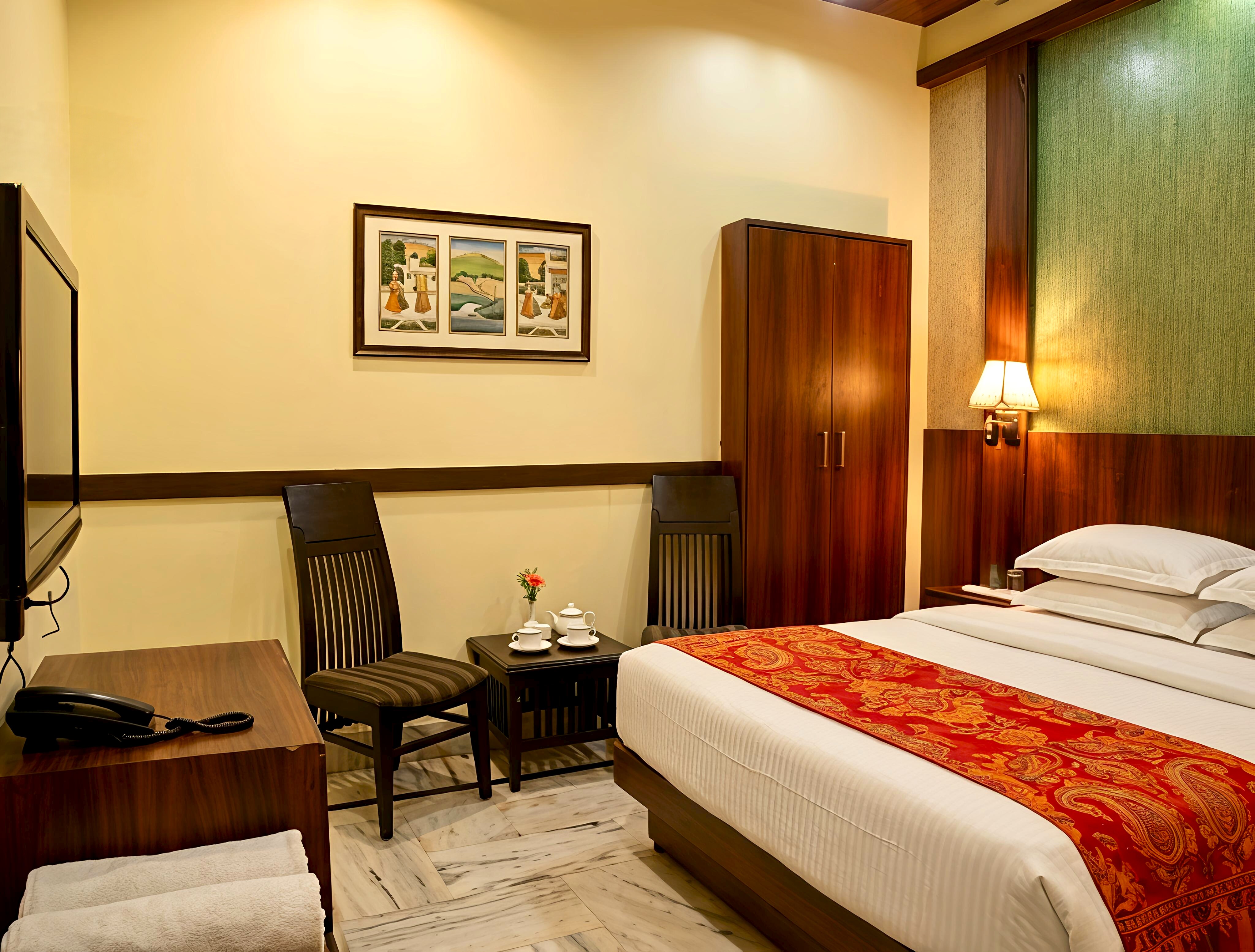 Hotel Wall City Chandni Chowk - Tap to explore photos