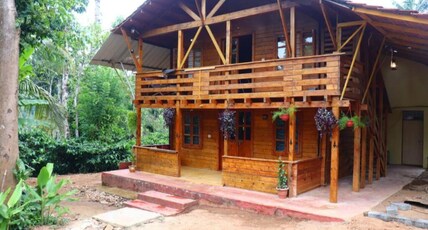 Coorg Wooden House Homestay Room Type - Coorg Wooden House Homestay