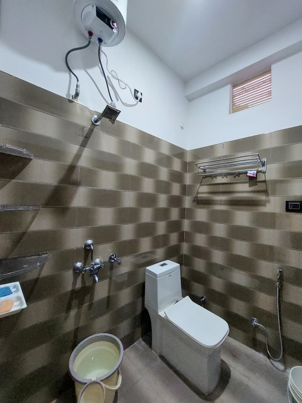 Z Star Homestay - Tap to explore photos