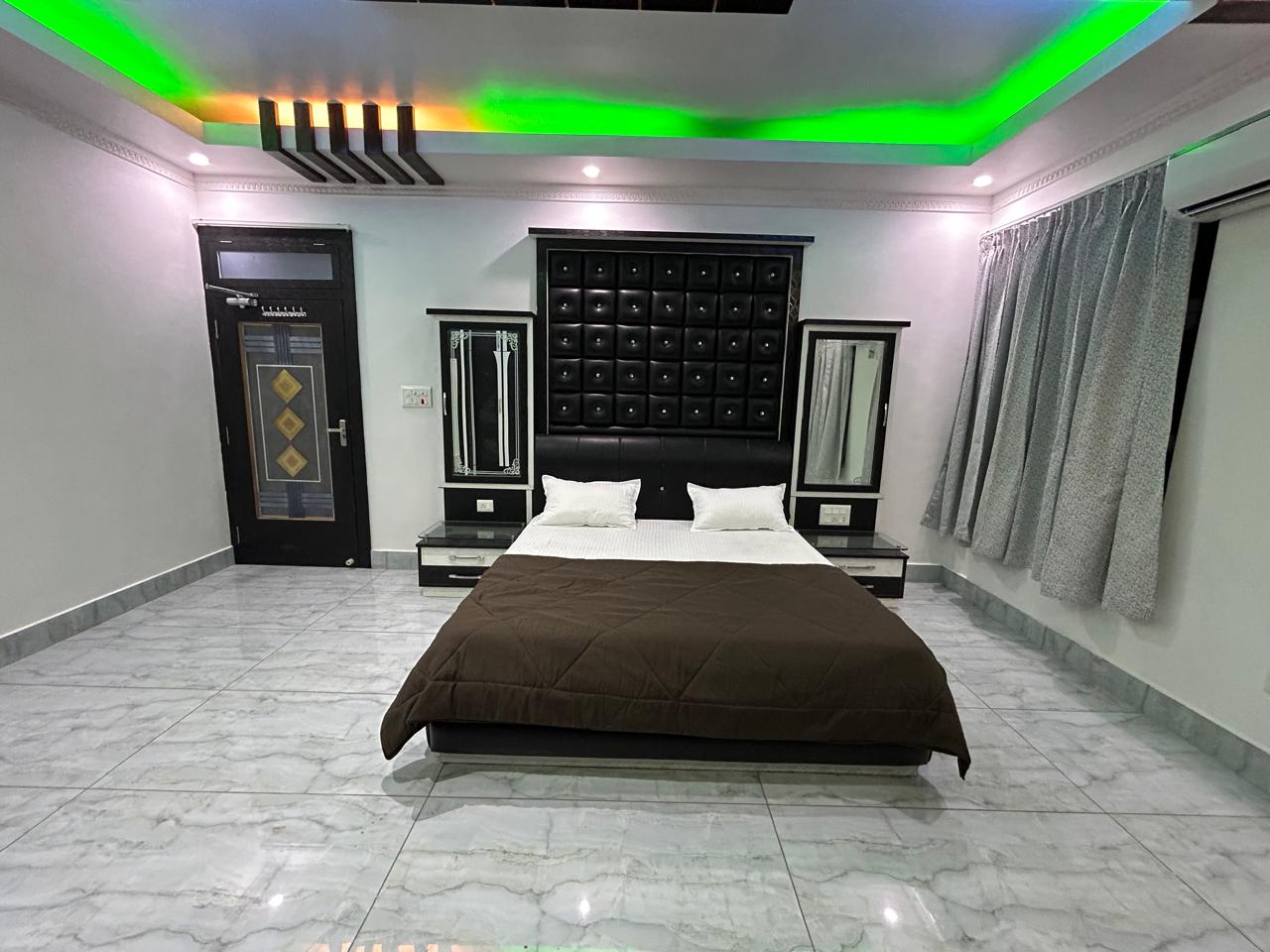 Radha Ratna - Tap to explore photos