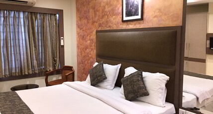Paris Presidency Room Type - Executive Room AC