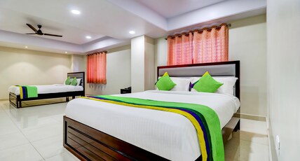 Treebo Grand Milan Room Type - Superior Room