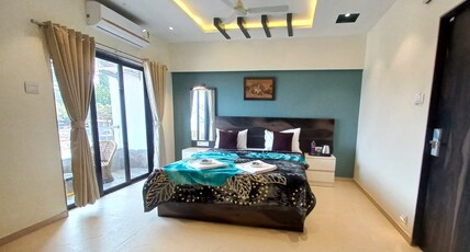 Omkar Hotel - Mahabaleshwar Room Type - Luxury Junior Suite