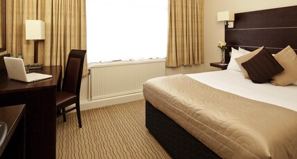 Mercure Bradford, Bankfield Hotel Room Type - Classic room with 2 single beds
