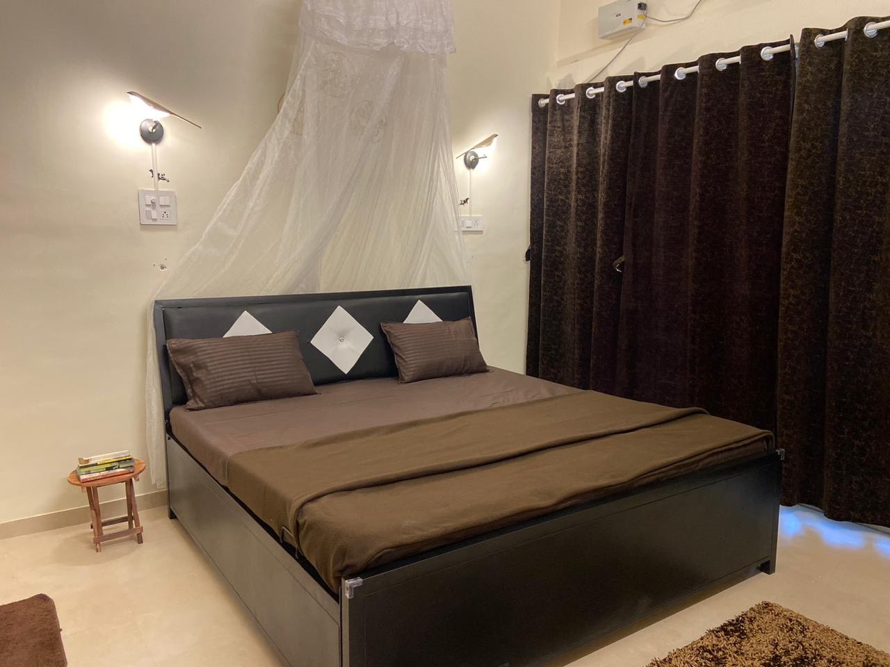 Hillview Escape Cozy 1 BHK Apartment - Tap to explore photos