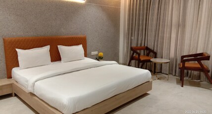 Hotel Midtown By Kalaguru Hospitality Room Type - Executive