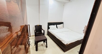 Hotel Prayag Room Type - Deluxe AC Room