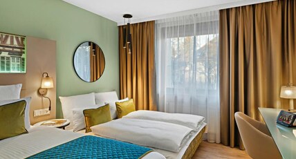 Leonardo Hotel Esslingen Room Type - Superior Quadruple Room Leonardo Hotel Esslingen Room Type - Superior Quadruple Room