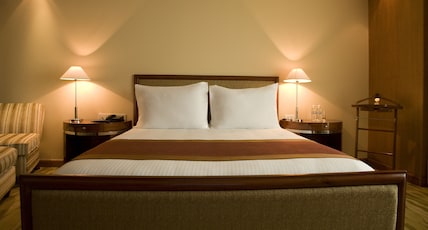 The Grand New Delhi Room Type - The Grand Deluxe Room King Bed with Bathtub The Grand New Delhi Room Type - The Grand Deluxe Room King Bed with Bathtub