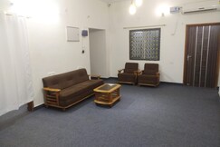 Living Studio Homestay