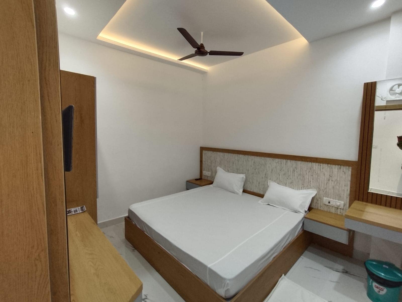 Hotel Kamakhya - Tap to explore photos