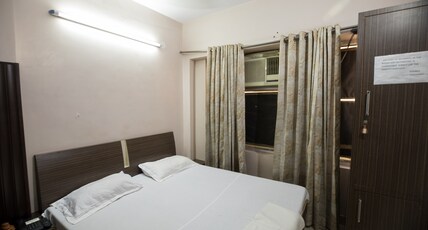 Hotel Shadaab Inn Room Type - Standard Room