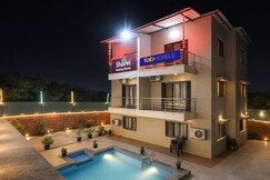 FabHotel Sharvi