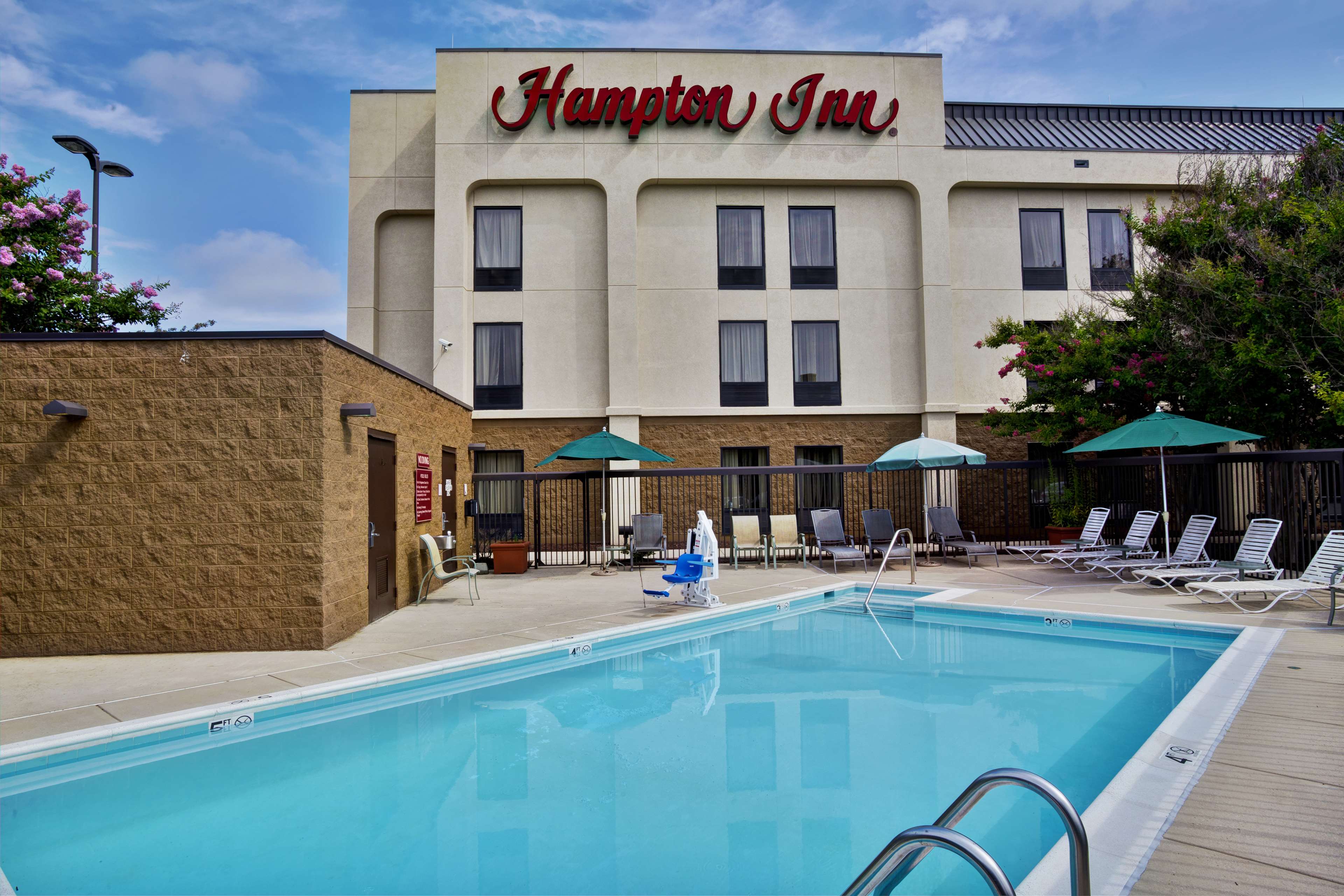 Hampton Inn by Hilton Bowie - Tap to explore photos