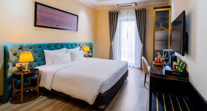 San Quatorze Hanoi Hotel Room Type - Junior Suite Room with Balcony