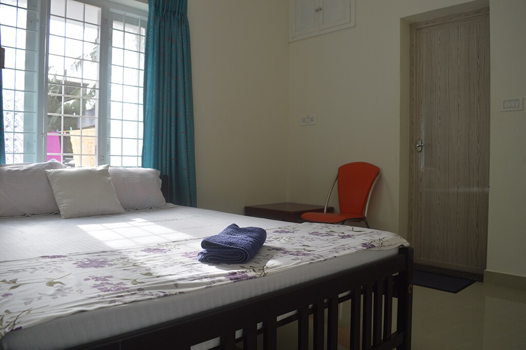 The Pod Cochin Homestay - Tap to explore photos