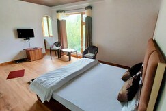 Silver Streak 2 bhk with kitchen