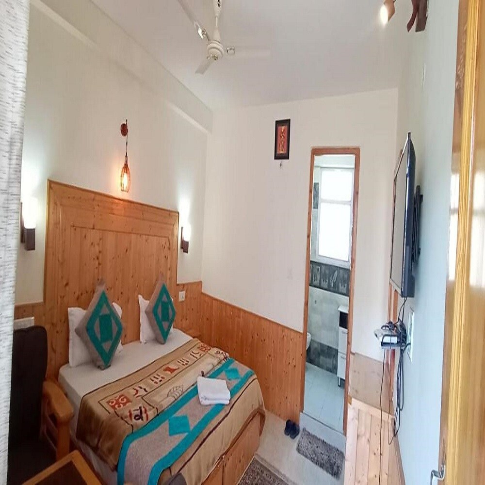 Purnima guest house - Tap to explore photos
