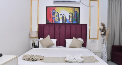 Bisaka Hotels Room Type - Club Room