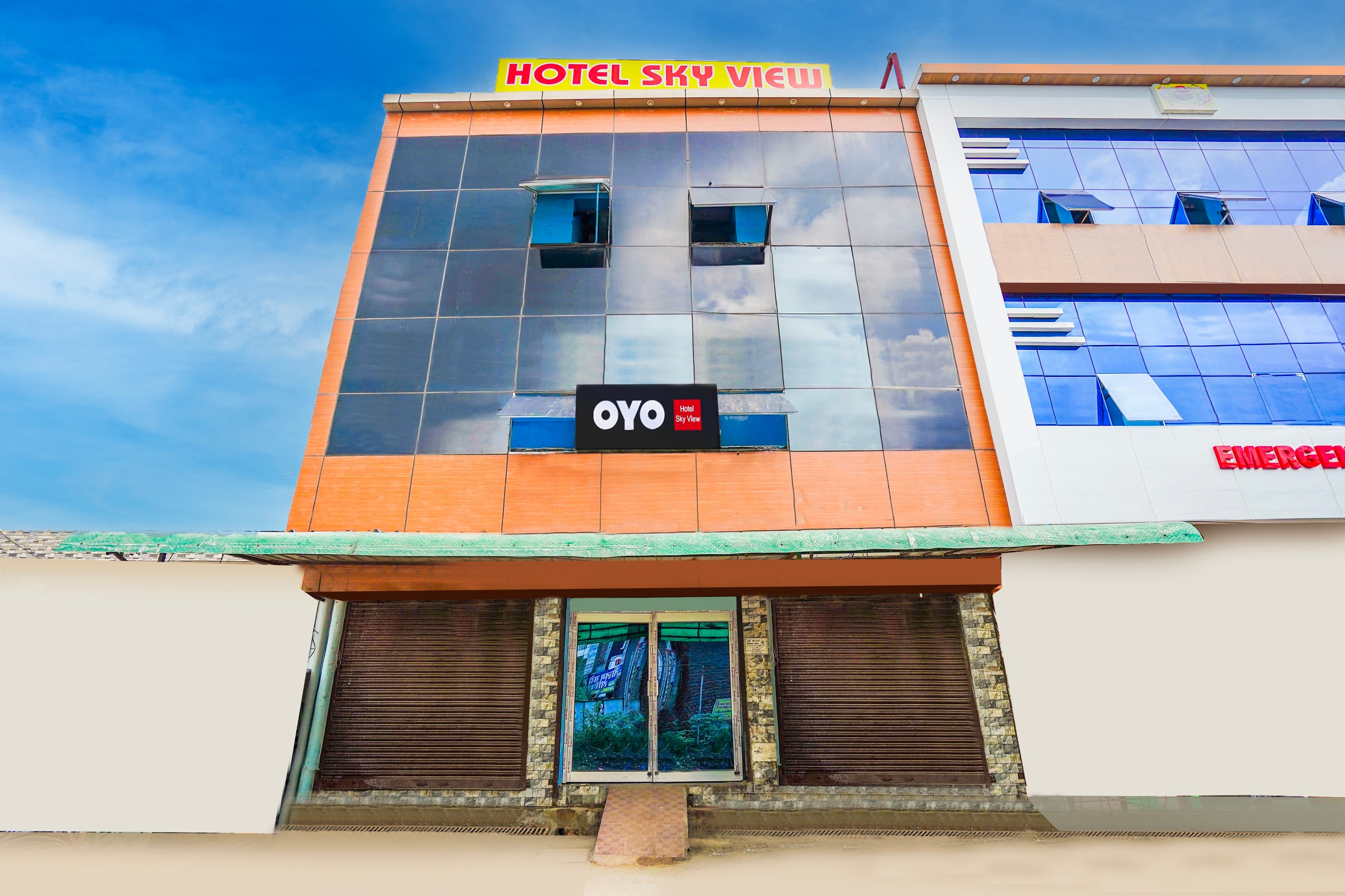 Hotel O SKYVIEW HOTEL - Tap to explore photos